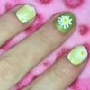 Daisy Nail Art Design