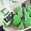 21 Golden St Patricks Day Craft Ideas